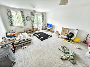 Photo 17- click for photo gallery